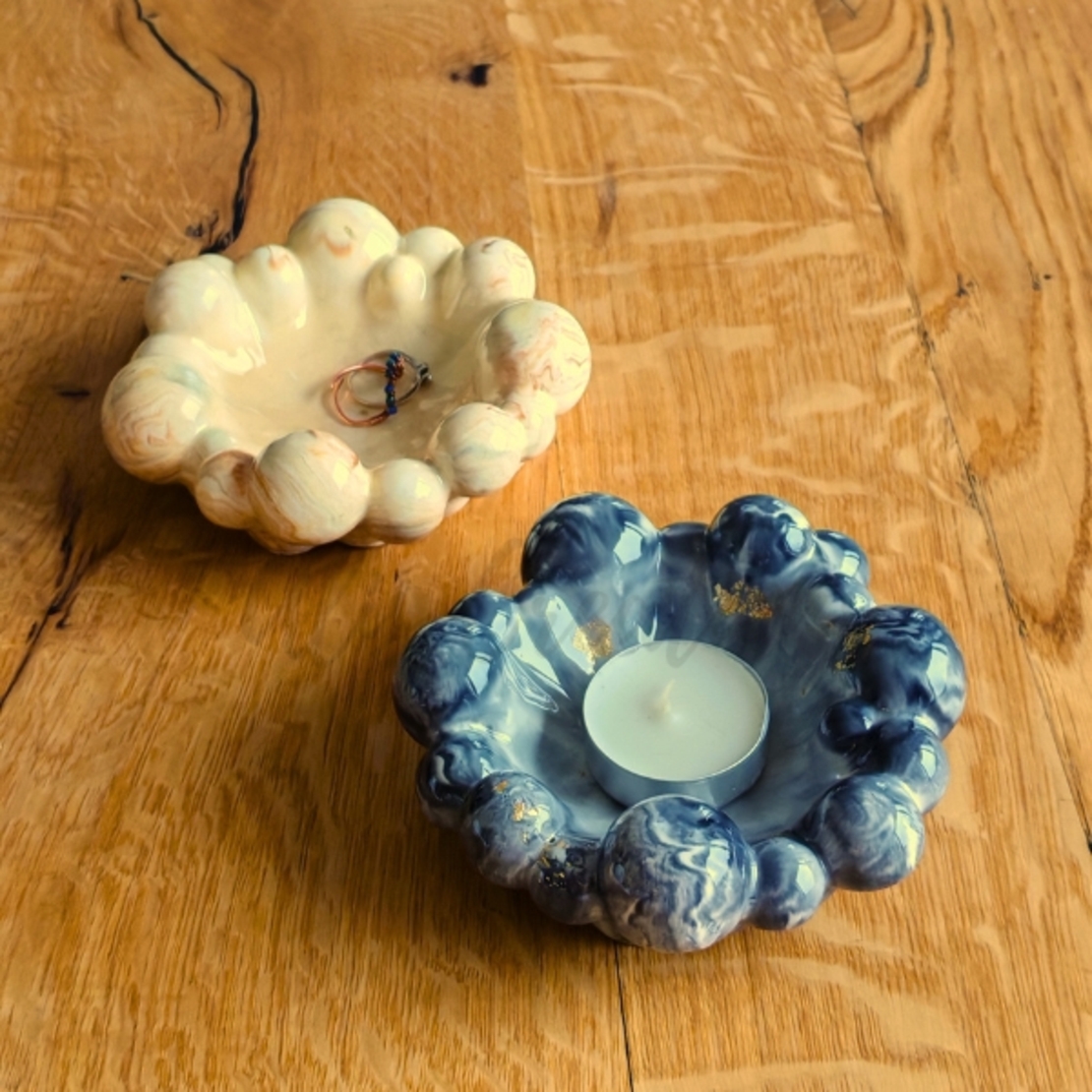 Бъбъл поставка  с гланцов финиш – ръчна изработка, мраморен дизайн