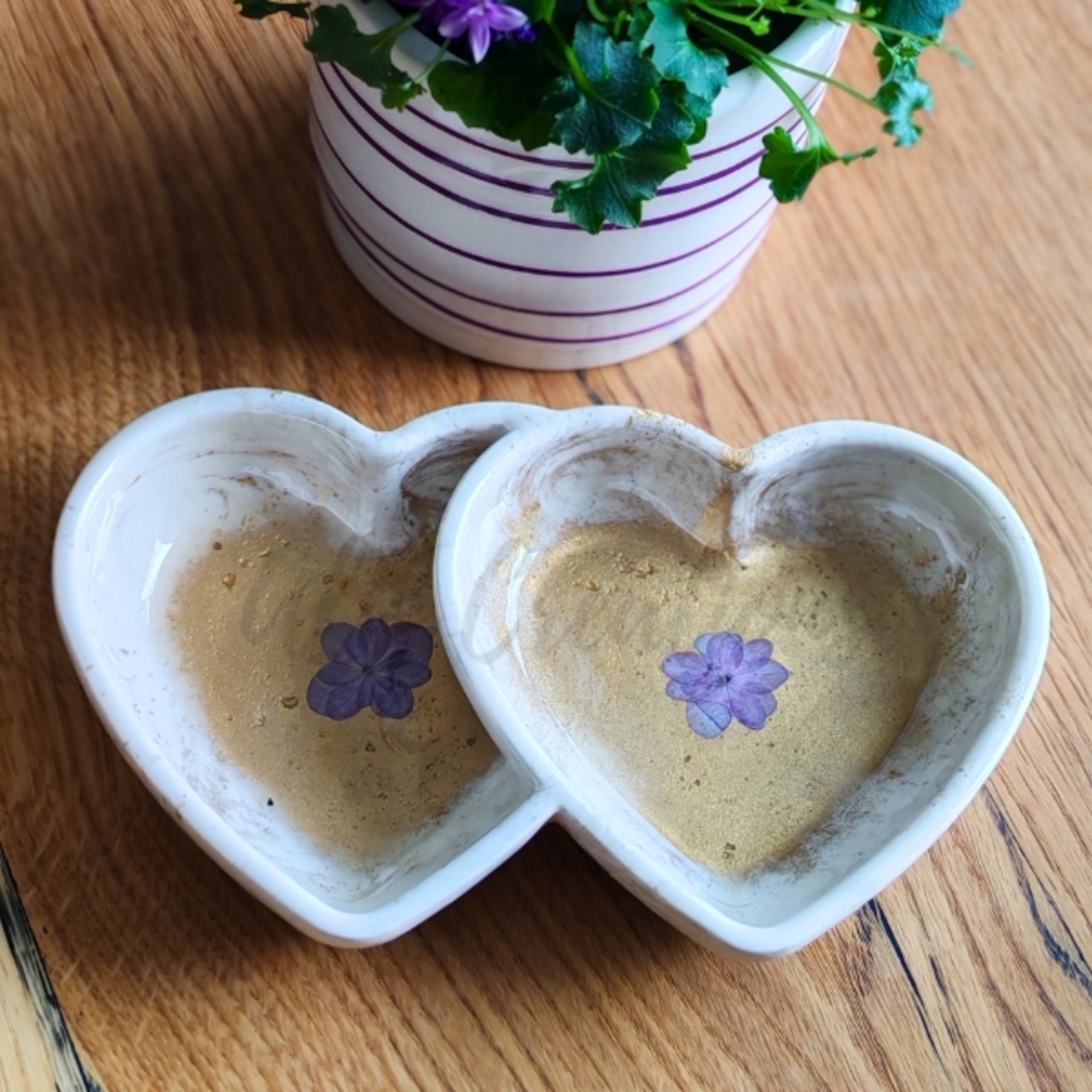 Декоративен сет от еко смола Сърце – за бижута и дребни предмети