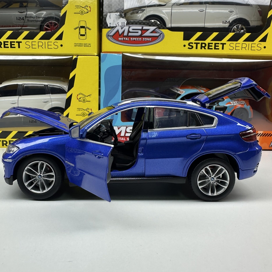Метална кола с отварящи се врати и капаци MSZ BMW X6 1:24