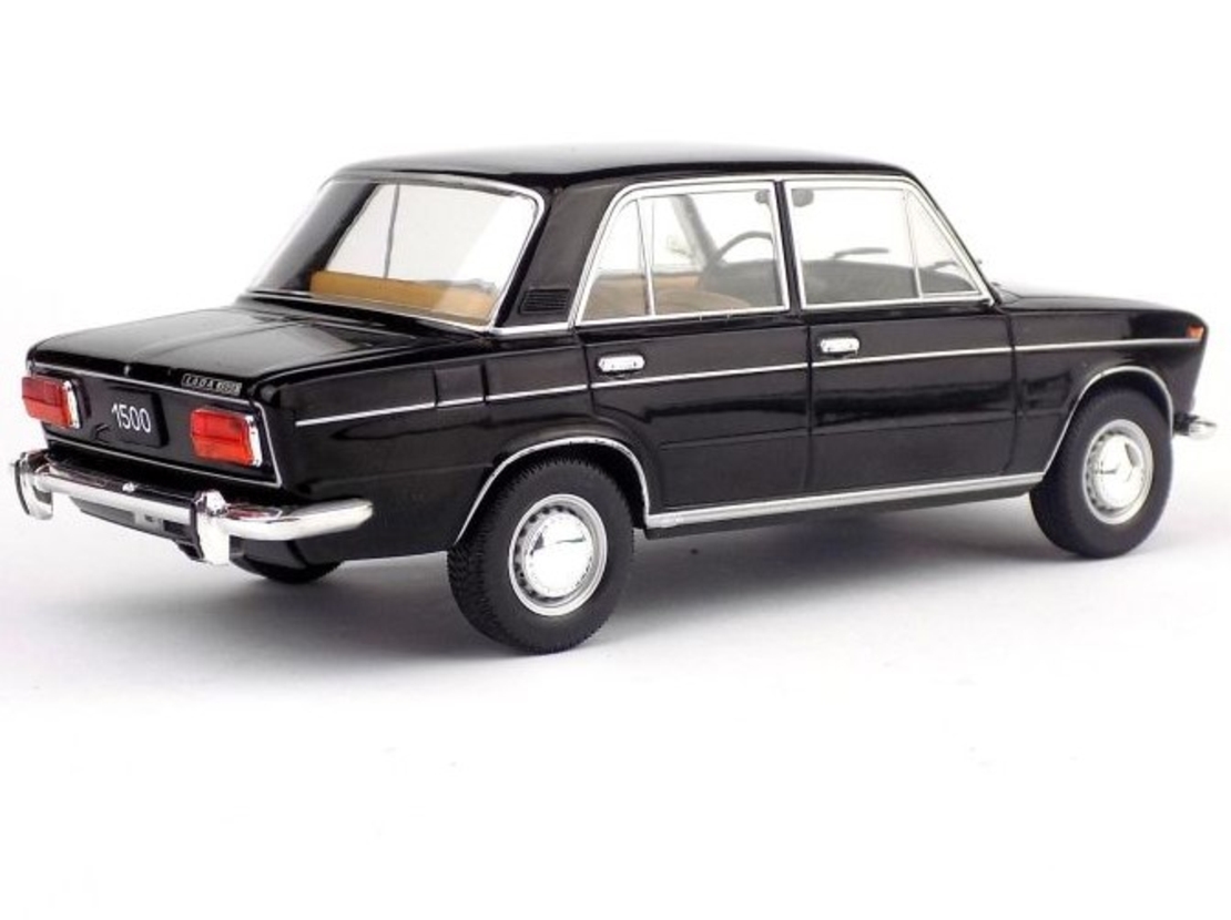 Метална кола Lada 1500 1977 WHITE BOX - 1:24