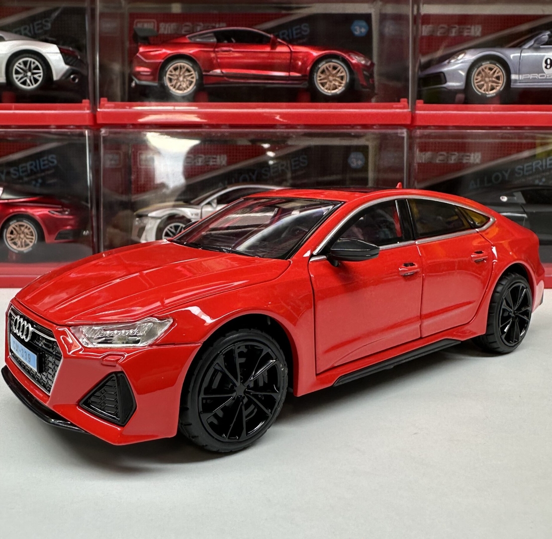 Метална кола с отварящи се врати светлини и звуци Audi RS7 1:24