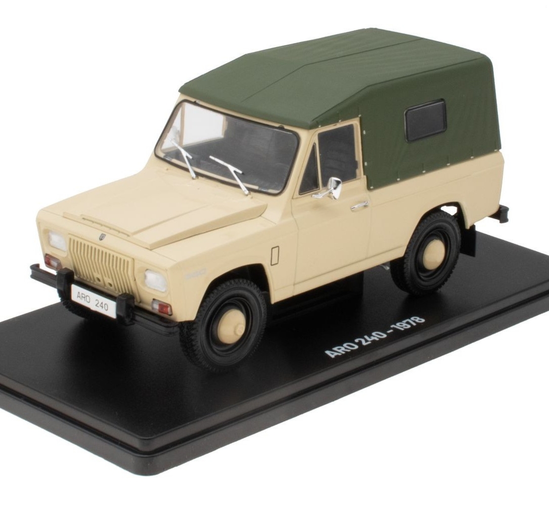 Метална кола ARO 240 Beige and Green - 1978 - Hachette 1:24
