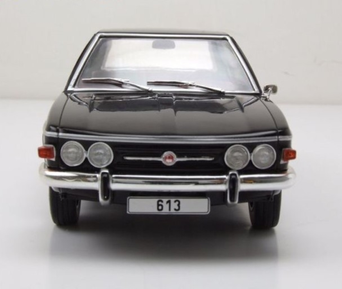 Метална кола Tatra 613 black 1973 - WHITE BOX 1:24