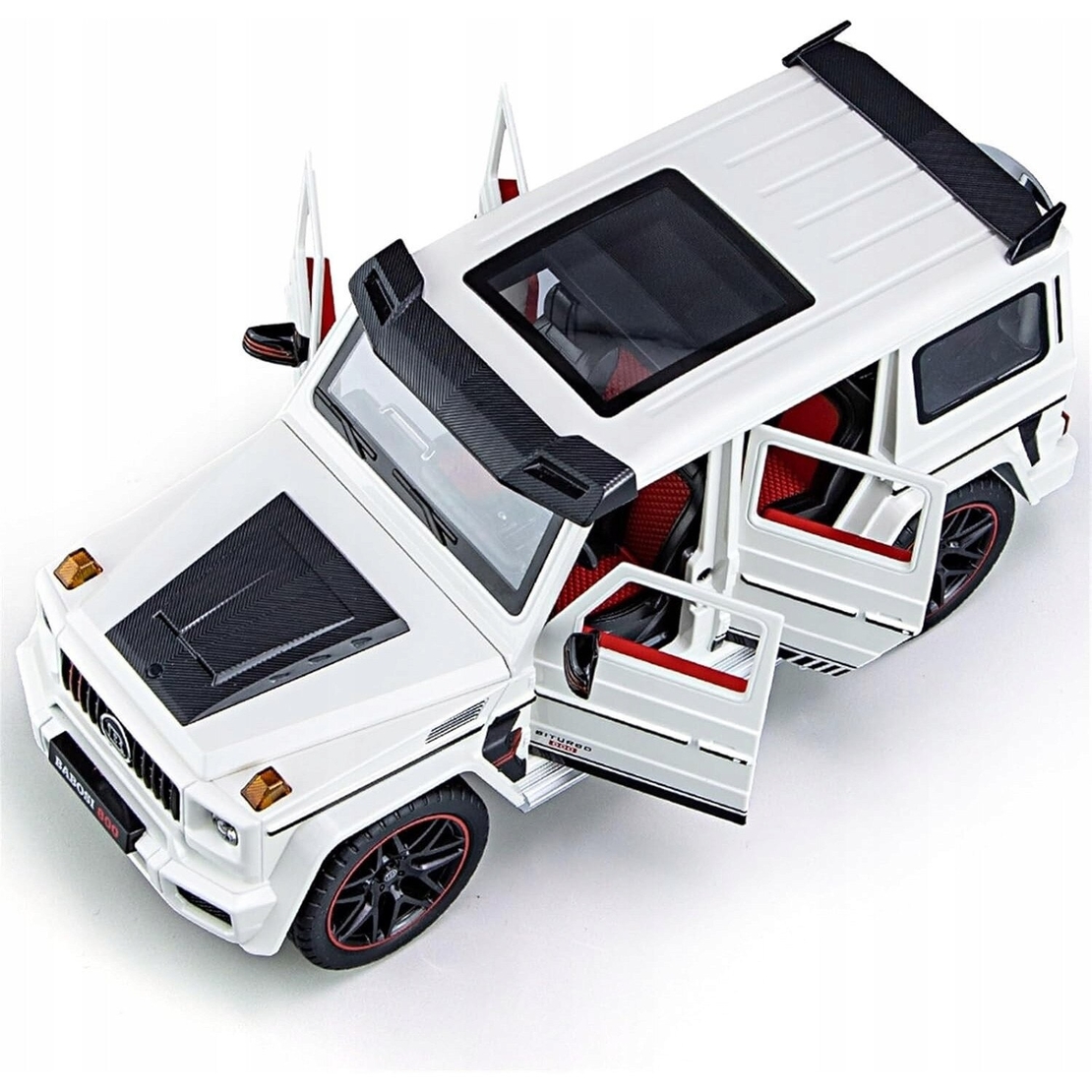 Метален джип с отварящи се врати светлини и звуци Mercedes Benz G-Class Brabus G800 1:24