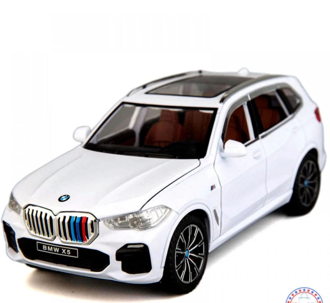 Метална кола с отварящи се врати капаци светлини и звуци BMW X5 1:24