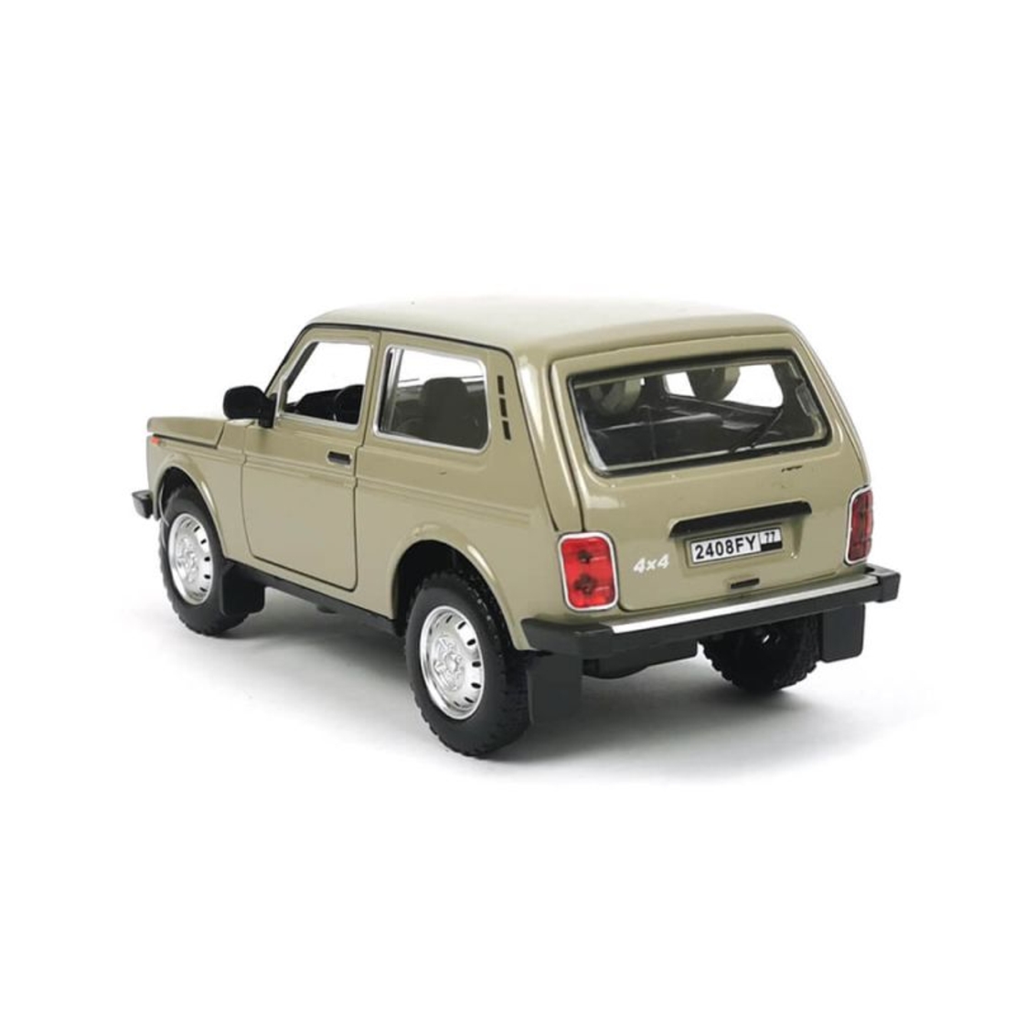 Метална кола с отварящи се врати капаци светлини и звуци Lada Niva 1:24