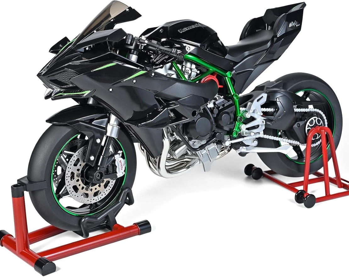 Мотор Kawasaki Ninja H2R 1:6 с пушек