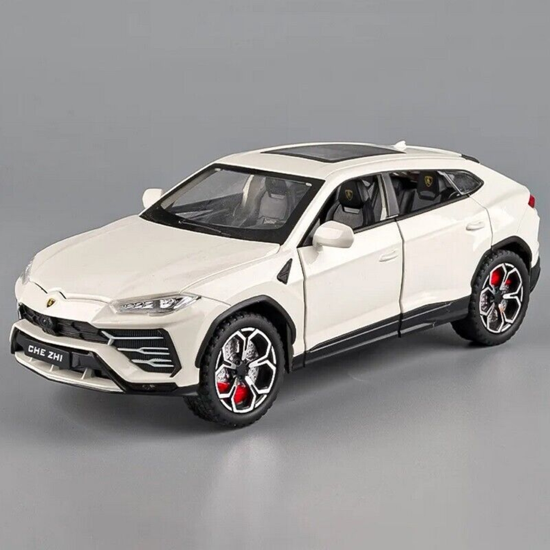 Метална кола с отварящи се врати светлини и звуци Lamborghini Urus 1:24