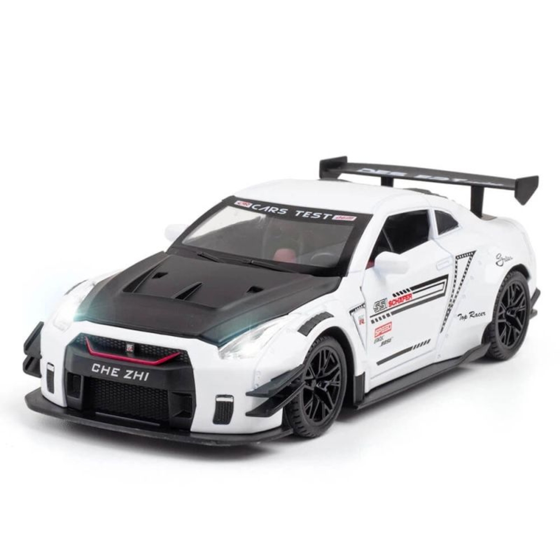 Метална кола с отварящи се врати, светлини и звуци Nissan GT-R Nismo 1:24