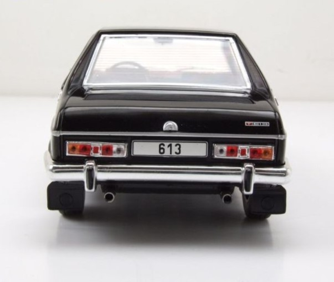 Метална кола Tatra 613 black 1973 - WHITE BOX 1:24