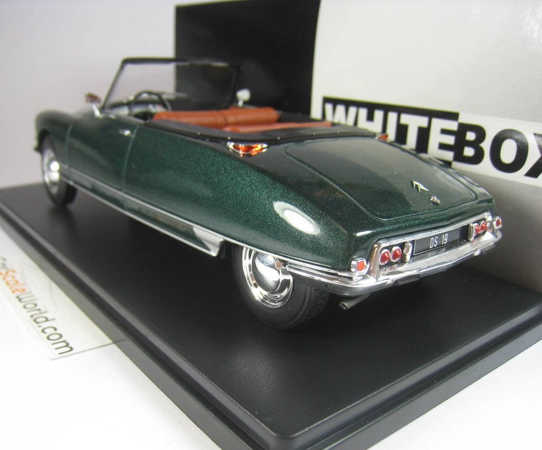 Метална кола Citroen DS 19 Convertible 1963 metallic-green - WHITE BOX 1:24