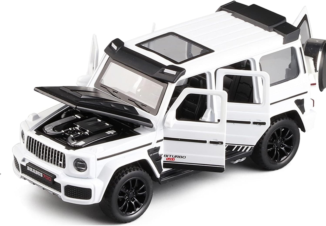 Метален джип с отварящи се врати светлини и звуци Mercedes G-Class BRABUS G700 1:32