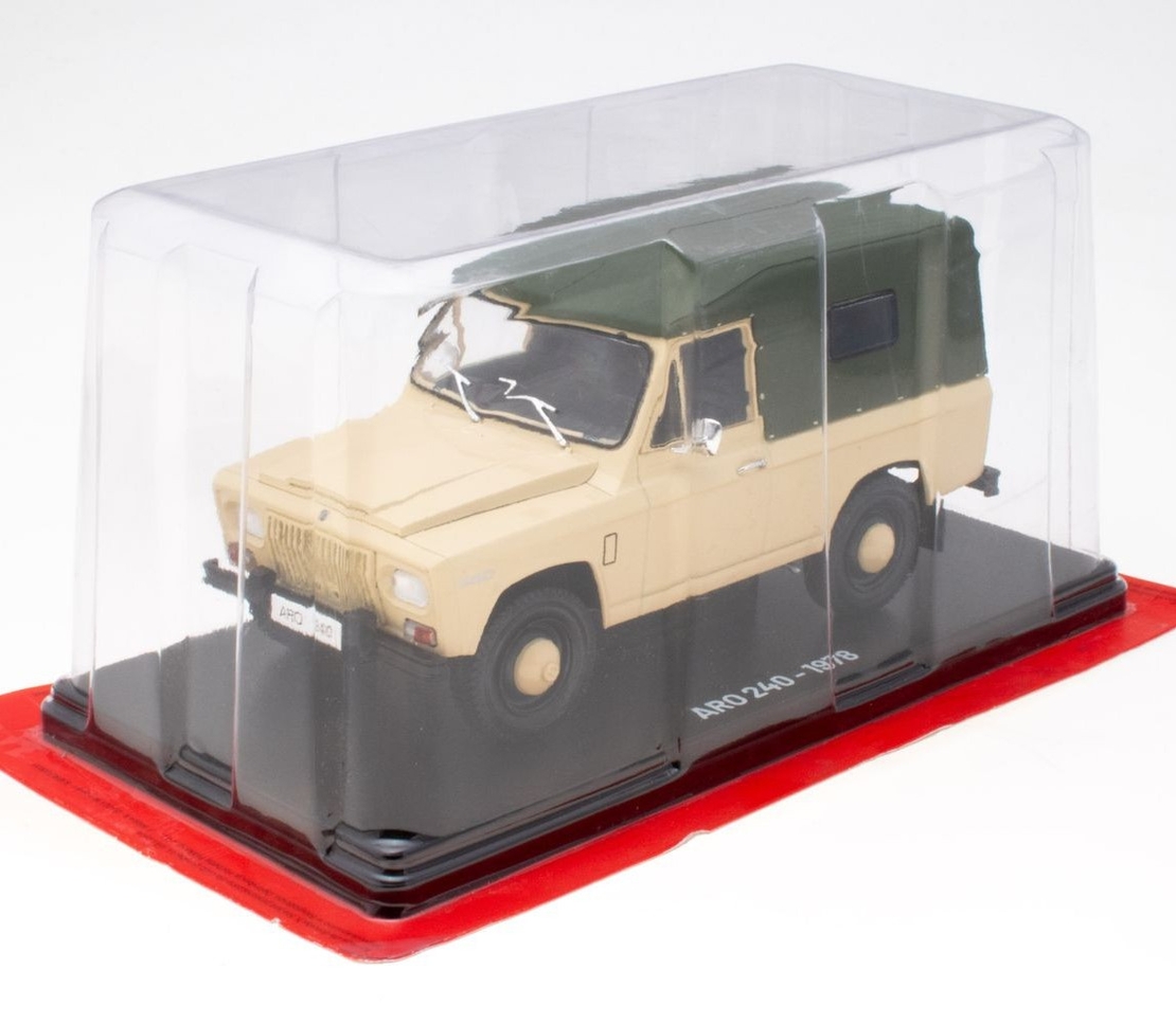 Метална кола ARO 240 Beige and Green - 1978 - Hachette 1:24