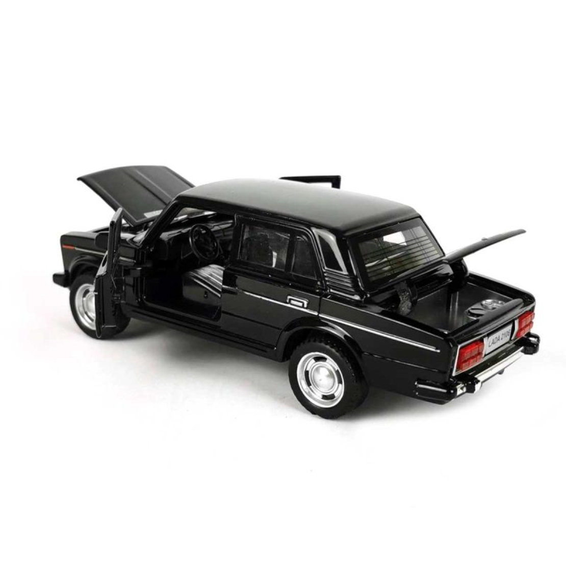 Метална кола с отварящи се врати светлини и звуци LADA 2106 1:32