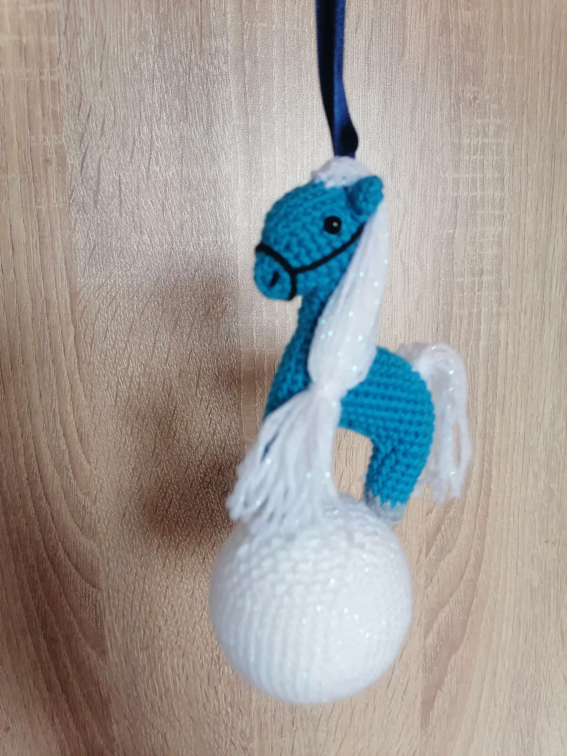 Коледно конче синьо