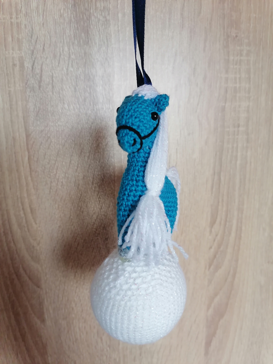 Коледно конче синьо