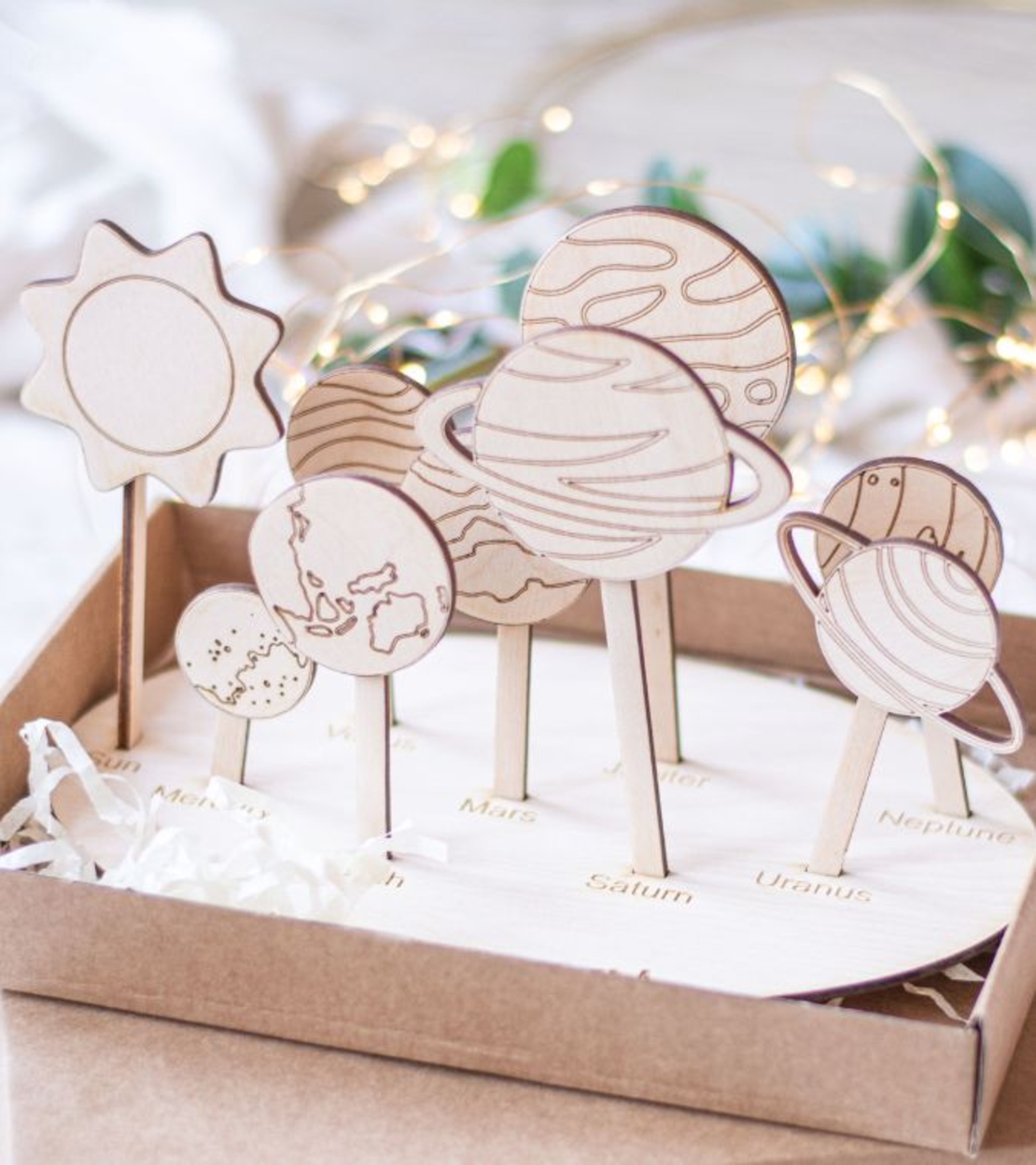 Слънчева система – проект за училище „Направи си сам“ | дървен модел планети за оцветяване