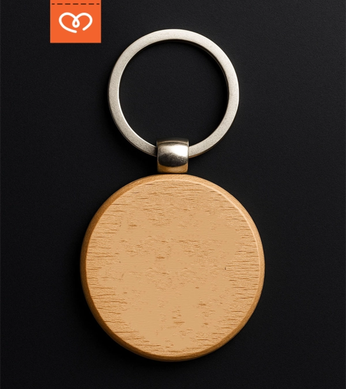 Ключодържател с лого – дървен персонализиран подарък