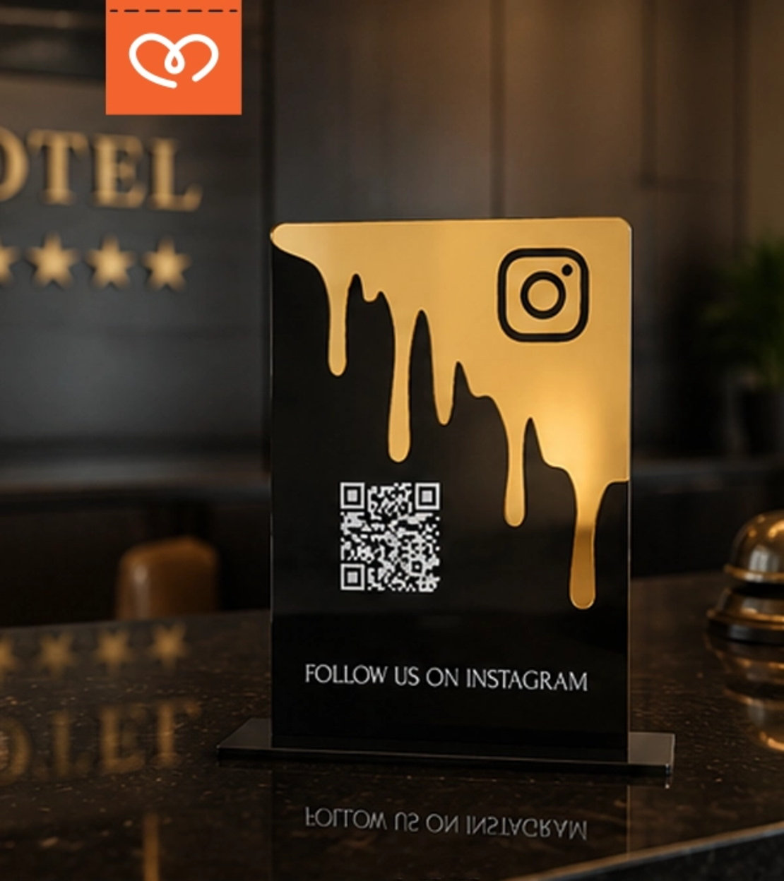Персонализирана QR табела за Instagram, TikTok и Google Reviews от огледален плексиглас