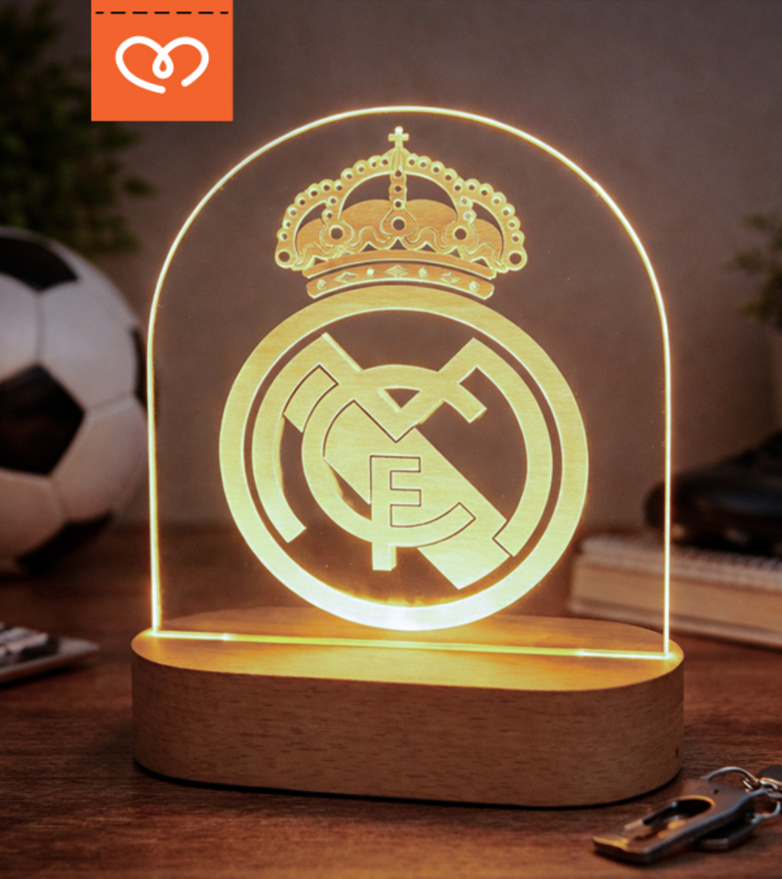 Футболна Лампа с Лого на Отбор  Реал Мадрид – подарък за фен