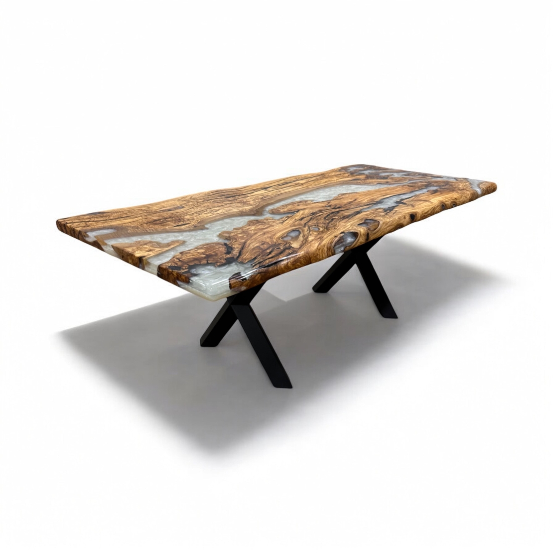 Ръчно изработена епоксидна маса от маслиново дърво