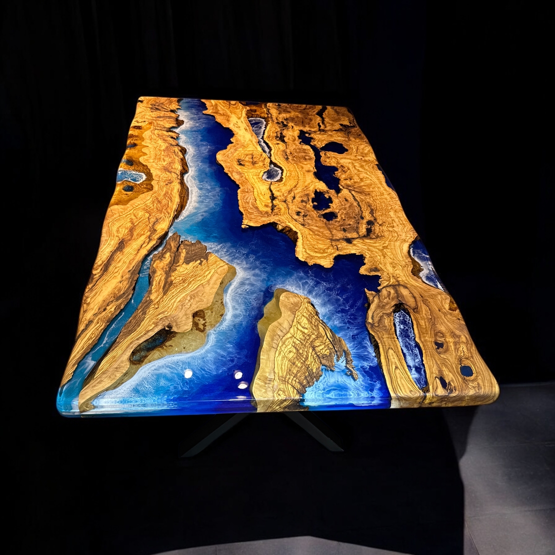 Ръчно изработена епоксидна маса с морски ефект – Ocean River Blue