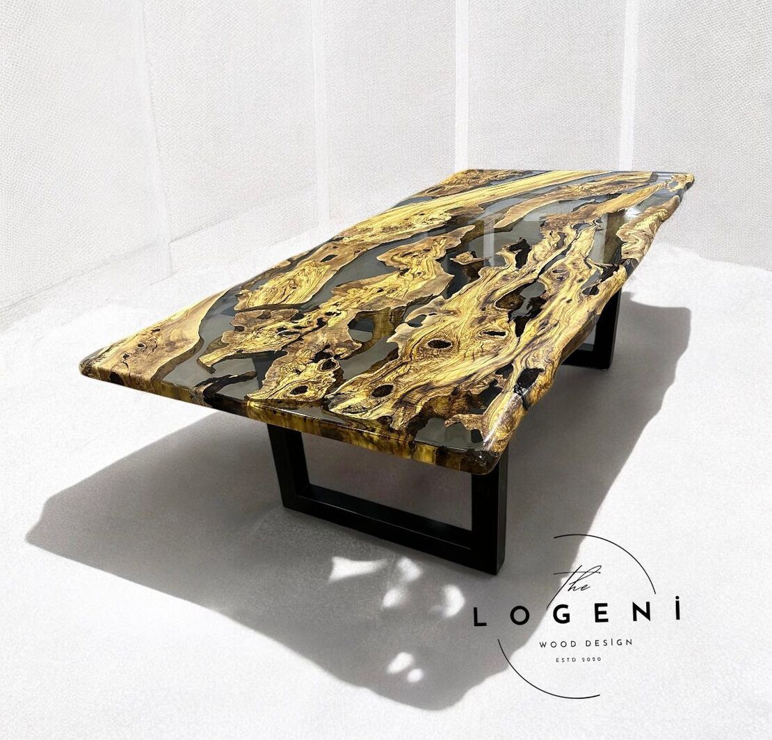 Луксозна дизайнерска маса от маслиново дърво и епоксидна смола