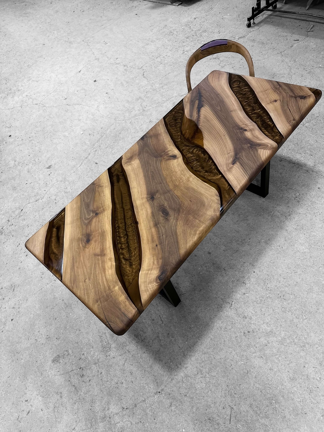 епоксидна маса от орех с кръстосана шарка