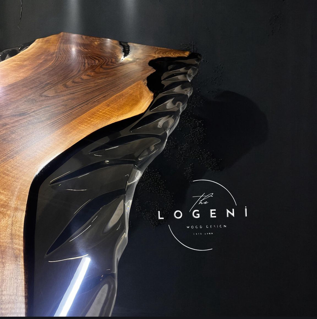 Дизайнерска маса от масивно дърво и епоксидна смола – LOGENI Wood Design