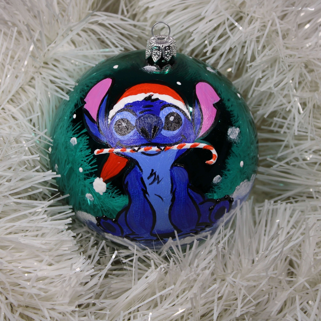 Стъклена коледна играчка - Стич