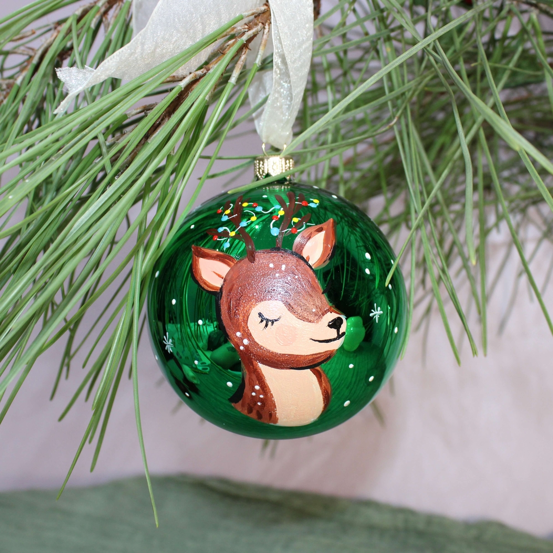 Стъклена коледна играчка Еленче
