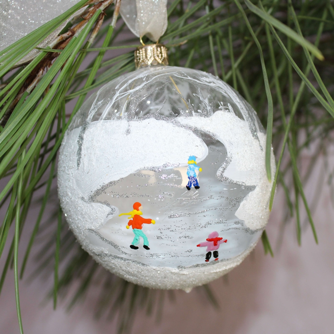 Стъклена коледна играчка Леденя пързалка