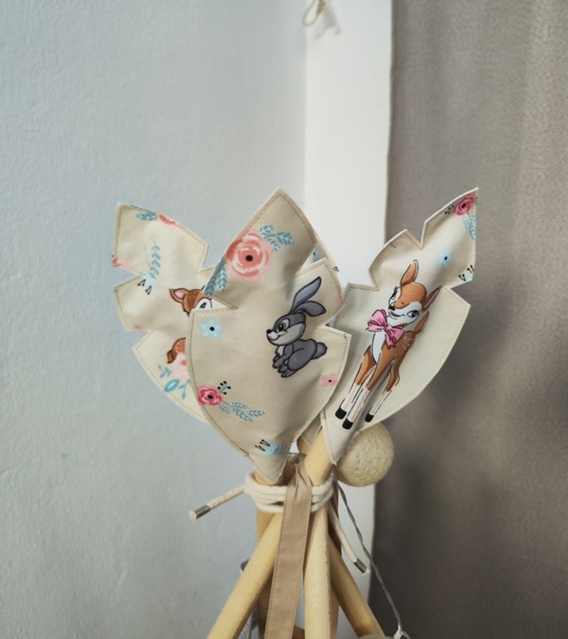 Едноцветна неутрална палатка с дебело килимче - 