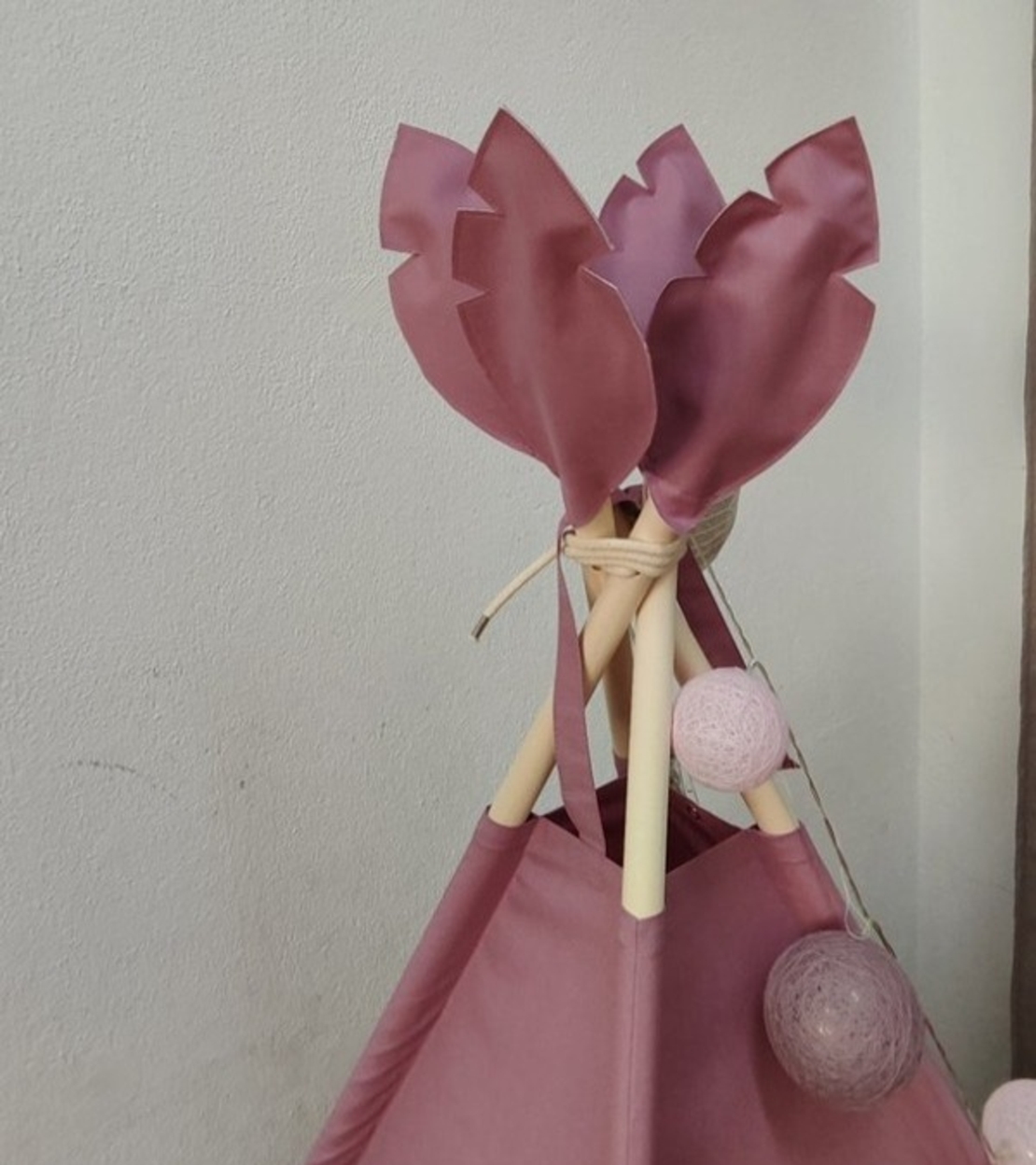 Едноцветна палатка за момиче с дебело килимче - Пепел от рози