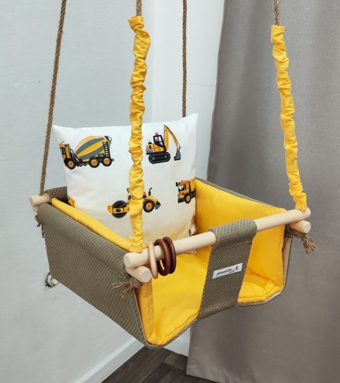 Бебешка стандартна люлка - Строителни машини