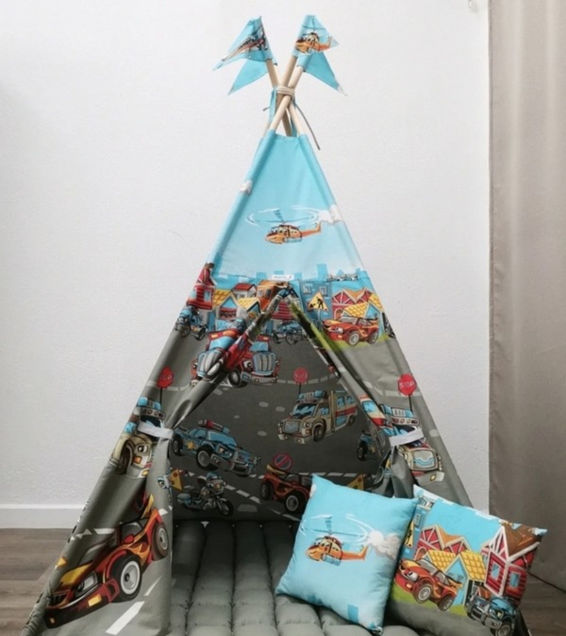 Детска палатка за момче, с килимче на малки квадратчета - 