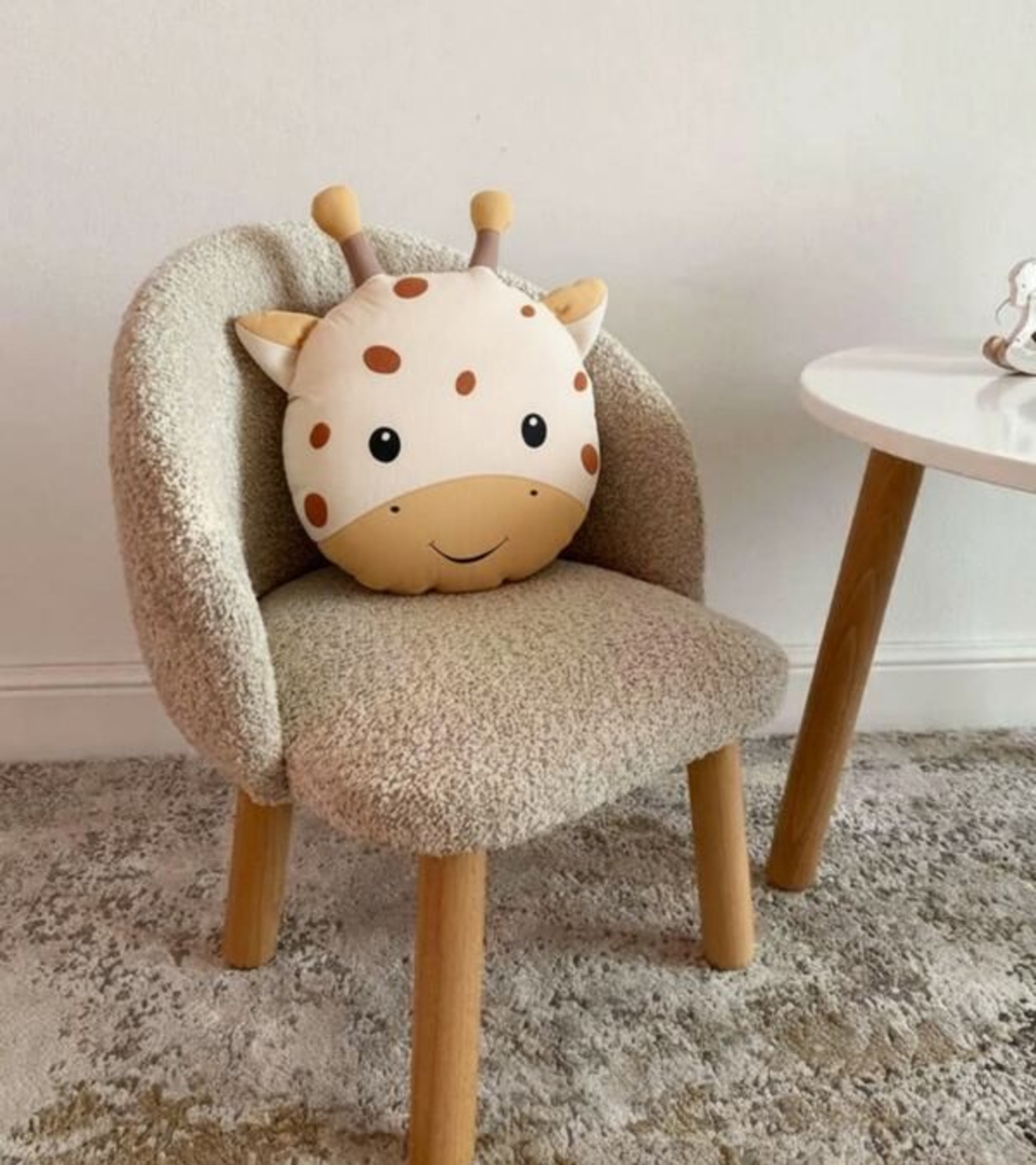 Декоративна възглавница жираф