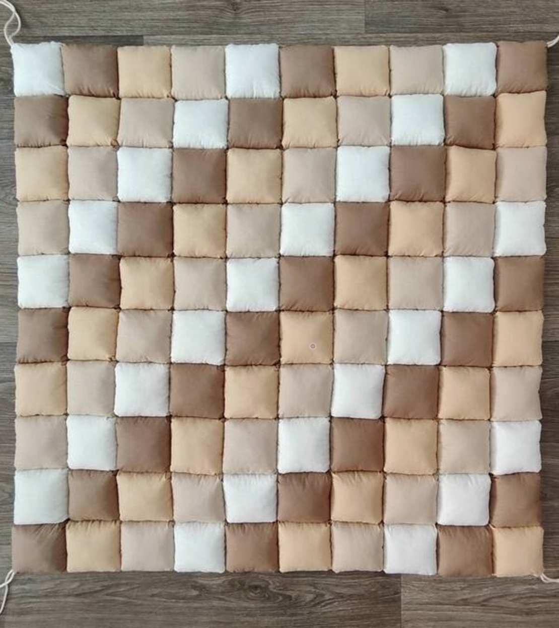 Детска палатка с дебело килимче на квадратчета - 