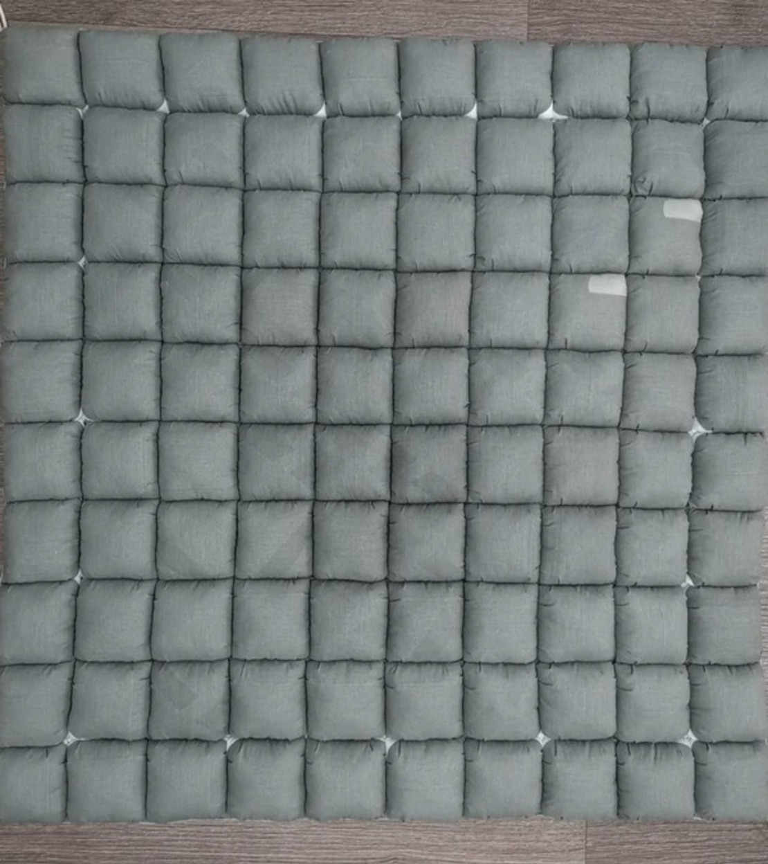 Детска палатка за момче, с килимче на малки квадратчета - 