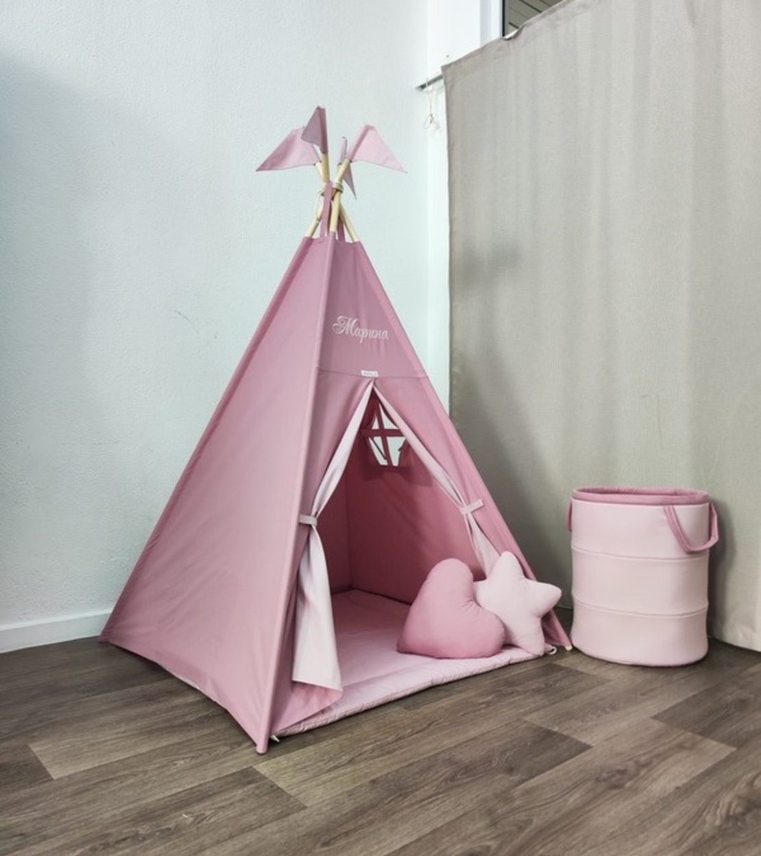 Едноцветна палатка с дебело килимче  - 