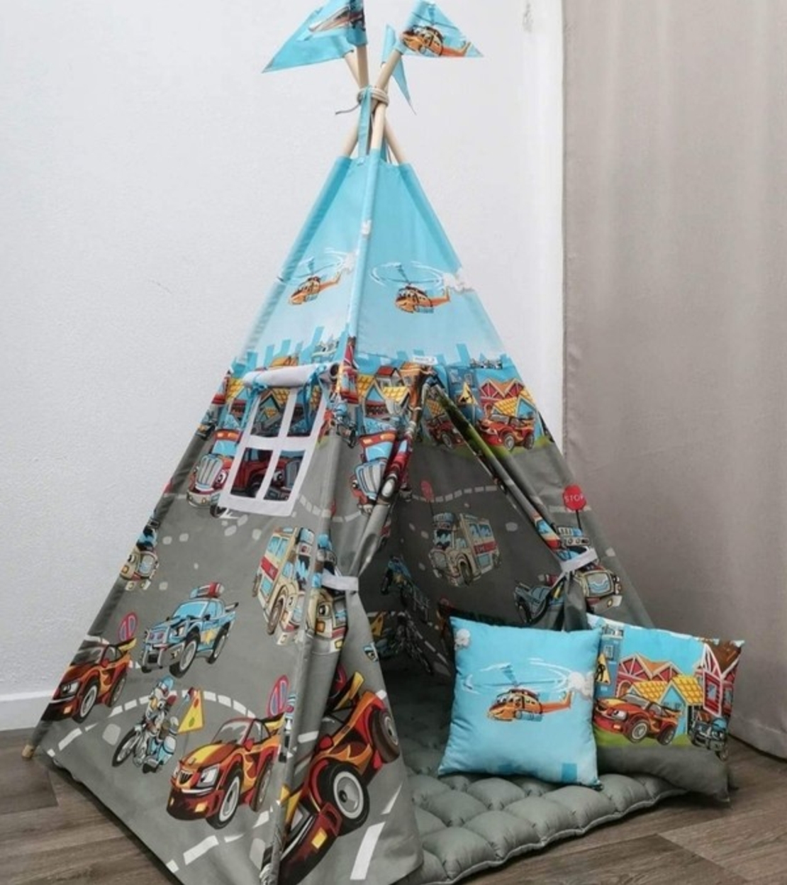 Детска палатка за момче, с килимче на малки квадратчета - 