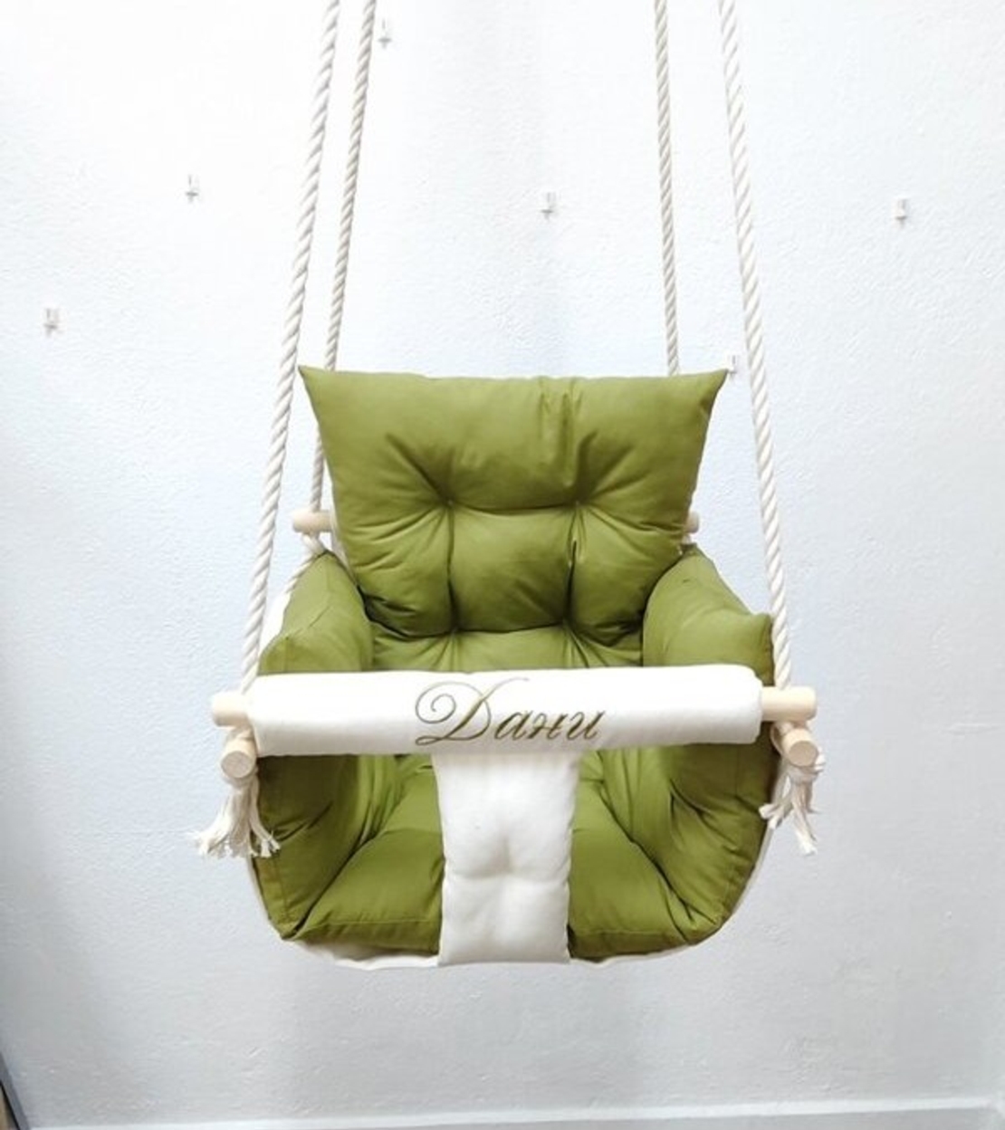 Луксозна бебешка люлка в пастелно зелено