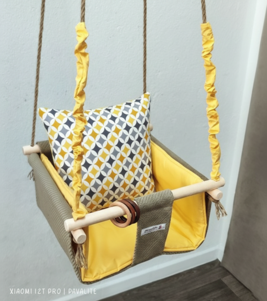 Бебешка стандартна люлка - Жълти ромбове