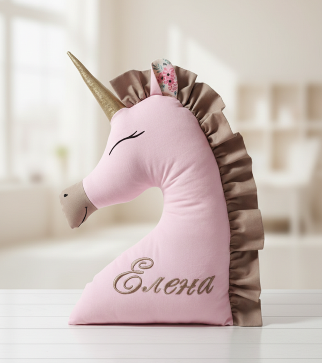 Декоративна възглавница - „Вълшебен Еднорог“