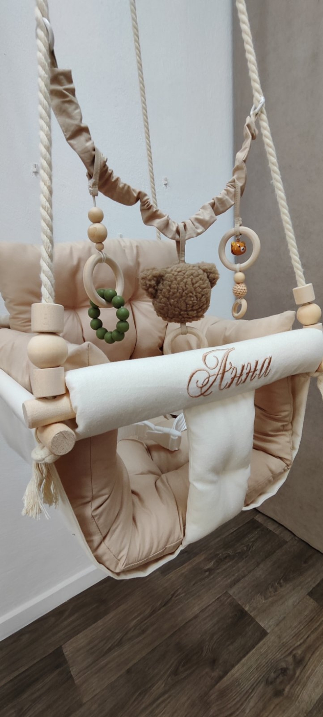 Луксозна бебешка люлка в бежово