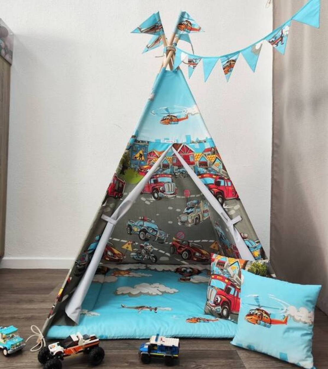 Детска палатка за момче, с дълго килимче - 