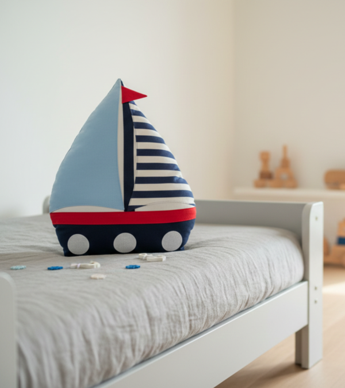 Декоративна детска възглавница „Малкият капитан“