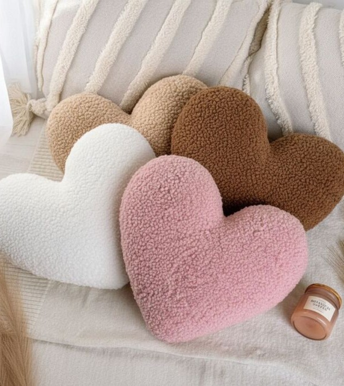 Декоративна пухкава възглавничка - Сърце