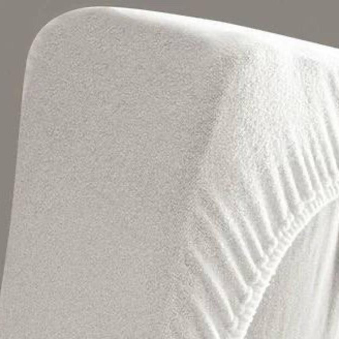 Непромокаем протектор за матрак с борд