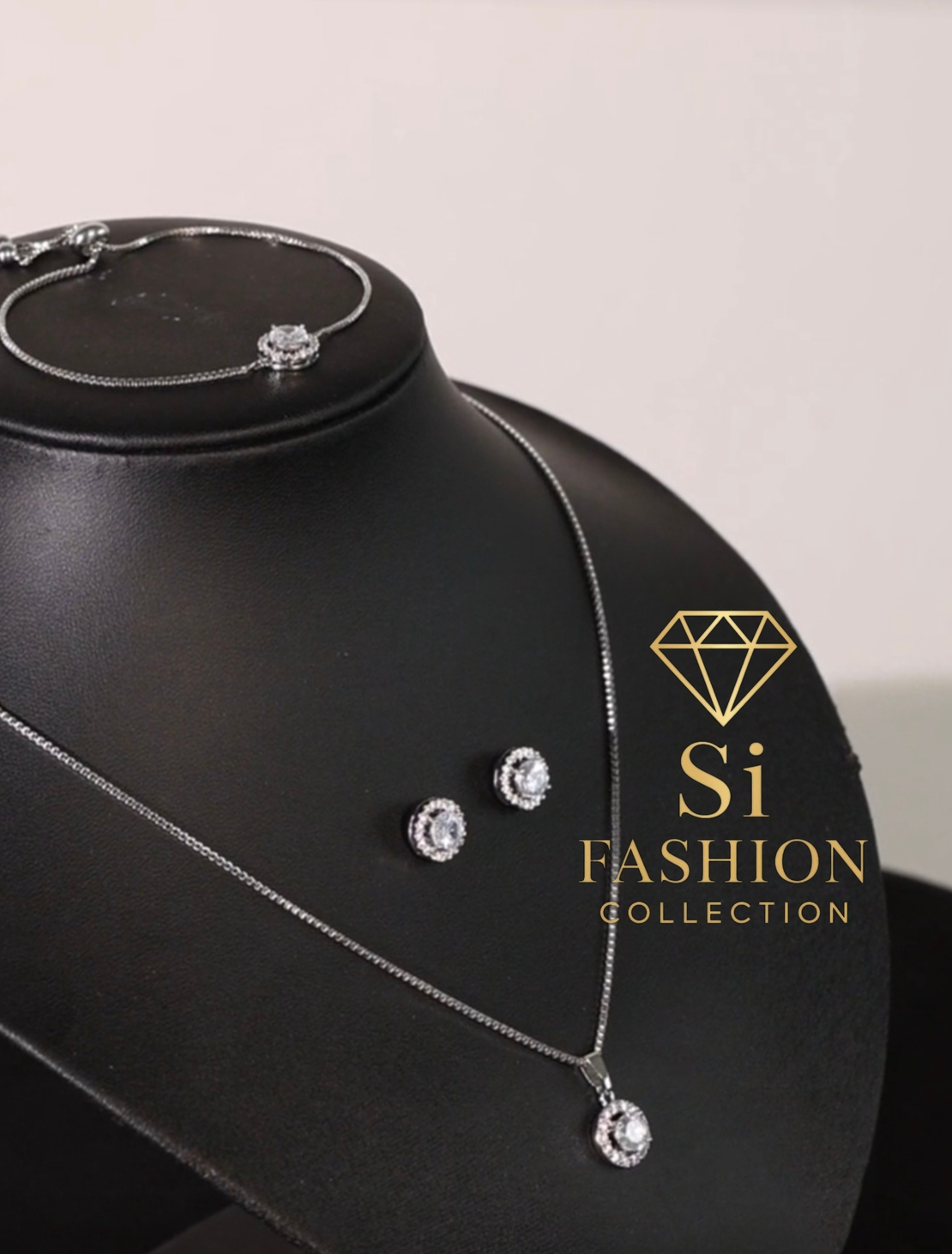 Комплект „Crystal Halo Royale Set“